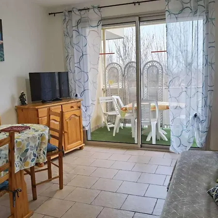 Apartman T2 Cabine, Proche Plage, Commerces, Parking Prive, Terrasse Sud-est, 5 Pers - Fr-1-326-582