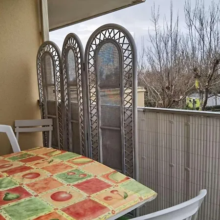 T2 Cabine, Proche Plage, Commerces, Parking Prive, Terrasse Sud-est, 5 Pers - Fr-1-326-582 * Marseillan