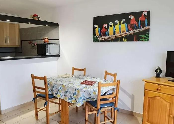 T2 Cabine, Proche Plage, Commerces, Parking Privé, Terrasse Sud-est, 5 Pers - Fr-1-326-582 Appartement