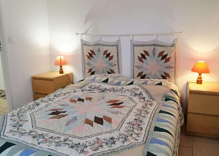 T2 Cabine, Proche Plage, Commerces, Parking Privé, Terrasse Sud-est, 5 Pers - Fr-1-326-582 Appartement *