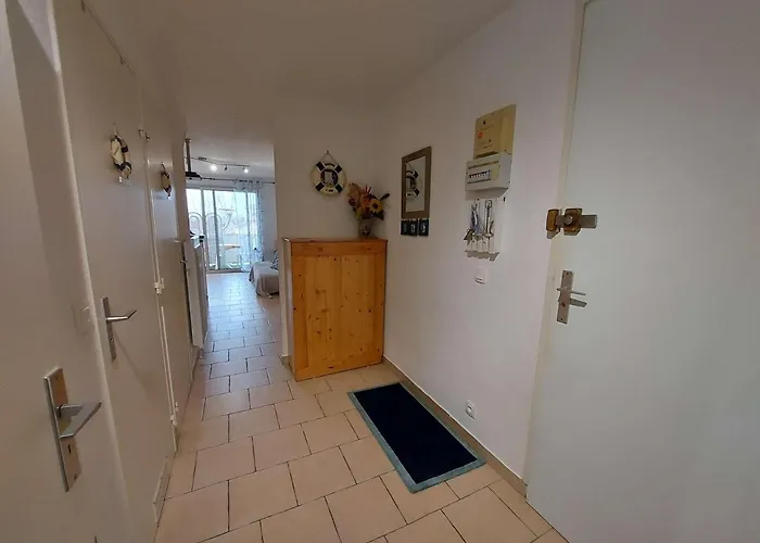 T2 Cabine, Proche Plage, Commerces, Parking Privé, Terrasse Sud-est, 5 Pers - Fr-1-326-582 Appartement