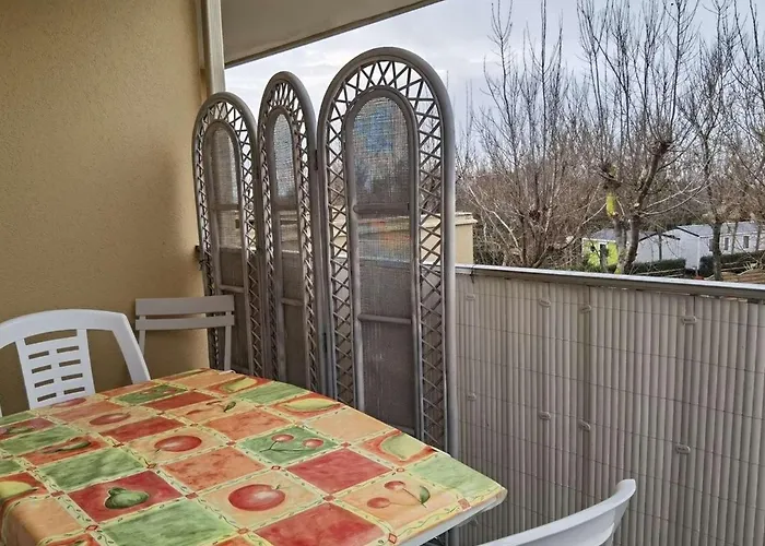 T2 Cabine, Proche Plage, Commerces, Parking Privé, Terrasse Sud-est, 5 Pers - Fr-1-326-582 * Marseillan (Herault)